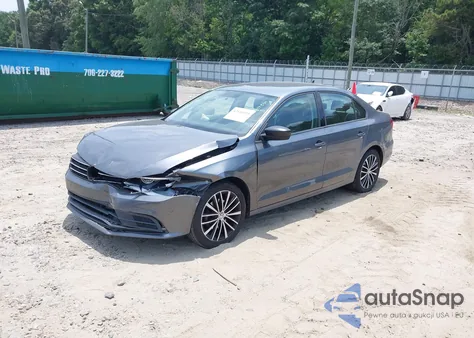 2015 Volkswagen Jetta 1.8T Se from USA, damaged, VIN 3VWD07AJ4FM353782